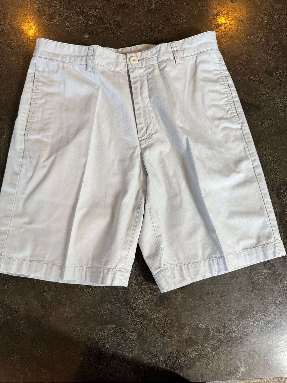 Vineyard Vines Men's Light Blue Flat-Front Shorts Men’s SZ 33